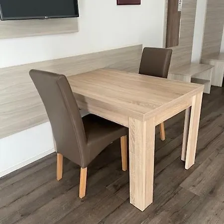 Apartment Mit 1 Schlafzimmer Hi-1