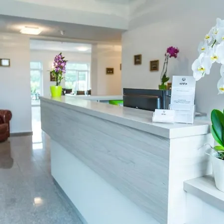 Mit 1 Schlafzimmer Hi-1 הילדן